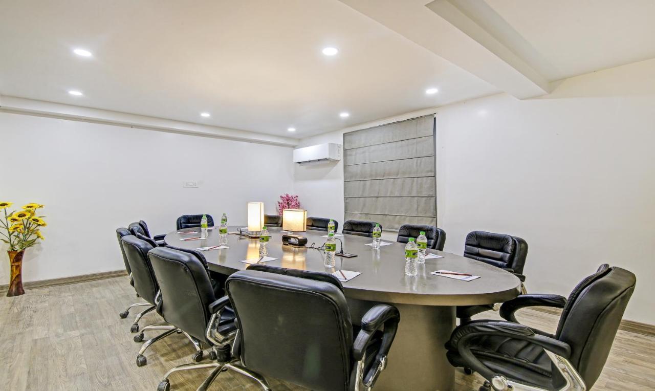 Treebo Ahinsa Residency Sohna Road Ξενοδοχείο Γκουργκάον Εξωτερικό φωτογραφία