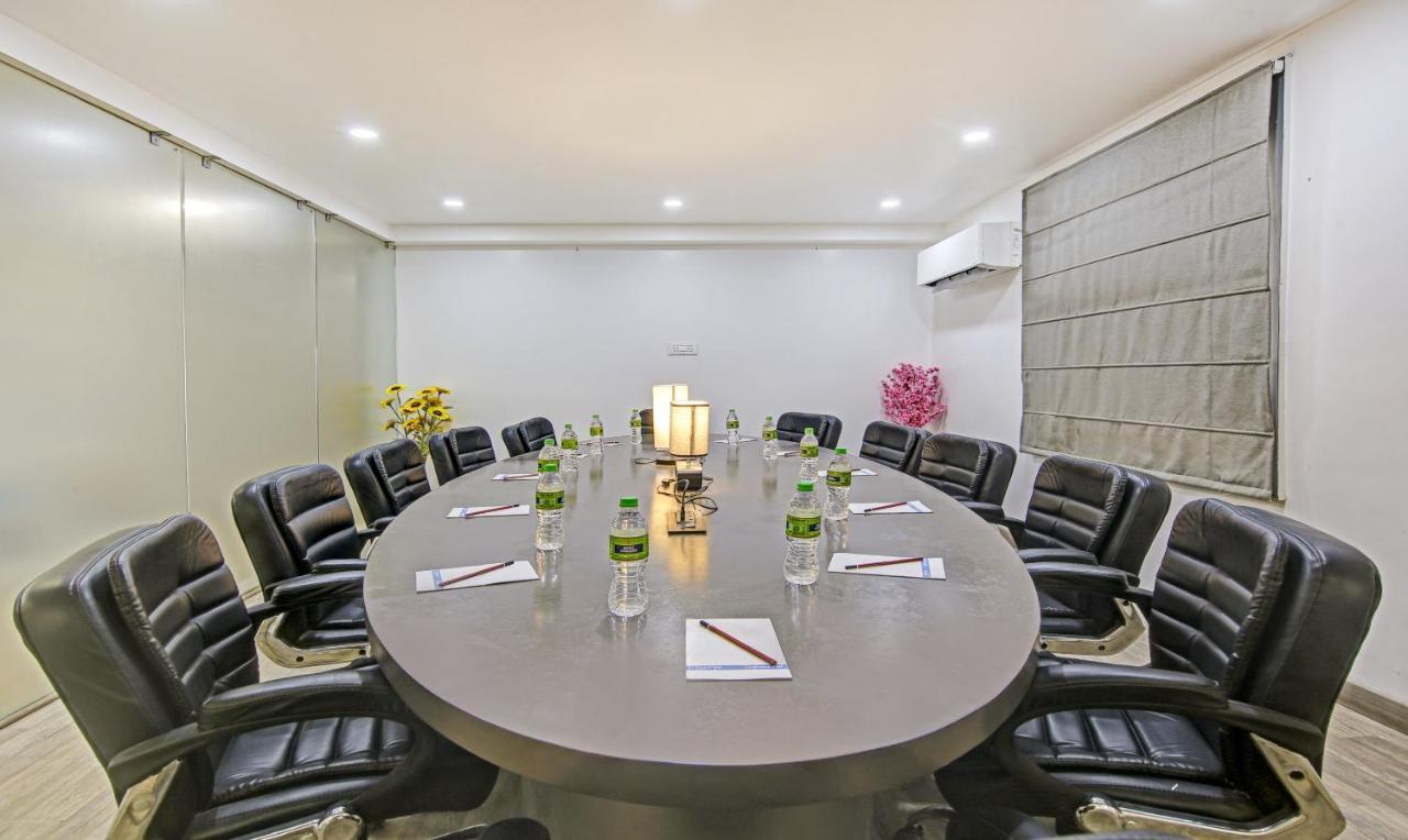 Treebo Ahinsa Residency Sohna Road Ξενοδοχείο Γκουργκάον Εξωτερικό φωτογραφία